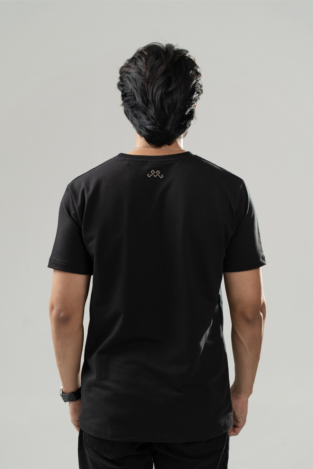 Noir Core Tee